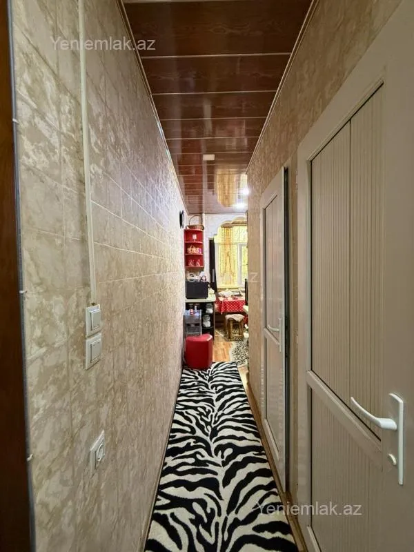 Satılır 5 otaqlı köhnə tikili 120 m²