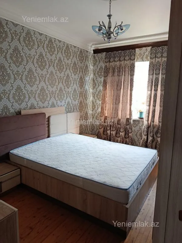 Satılır 3 otaqlı köhnə tikili 72 m²