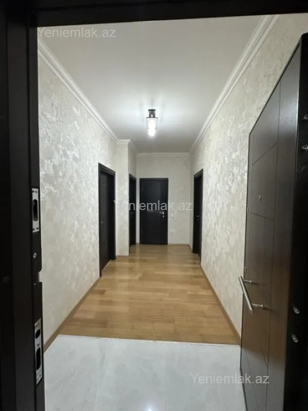 Satılır 2 otaqlı yeni tikili 80 m²