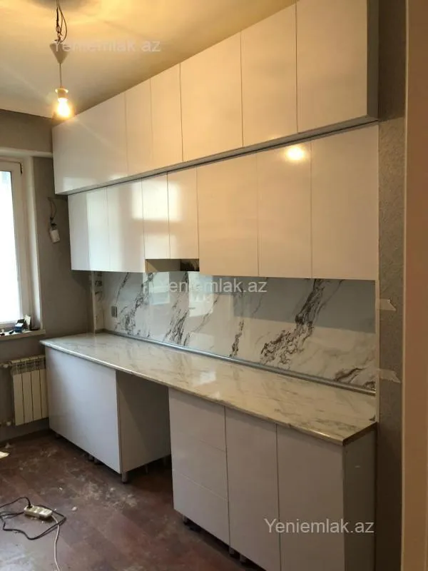 Satılır 2 otaqlı yeni tikili 60 m²