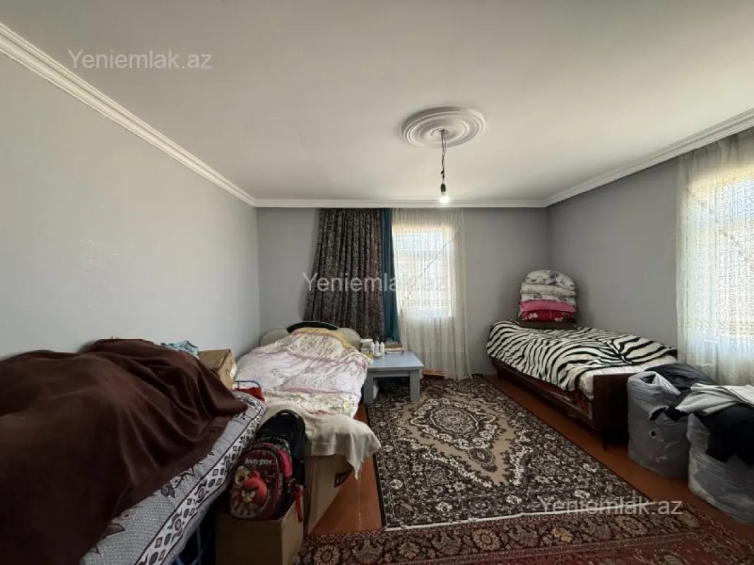 Satılır 2 otaqlı həyət evi 75 m²