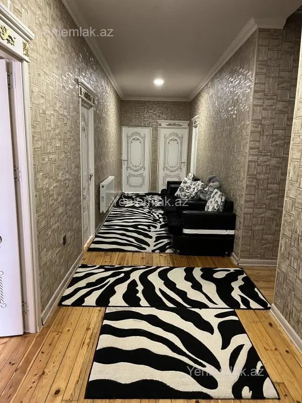Satılır 4 otaqlı həyət evi 140 m²