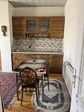 Satılır 4 otaqlı həyət evi 140 m²