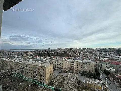 Satılır 5 otaqlı köhnə tikili 120 m²