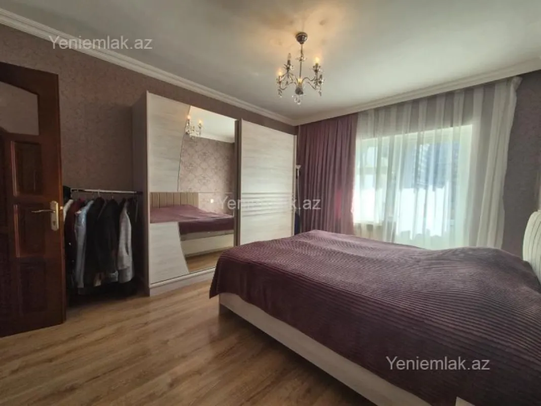 Satılır 3 otaqlı köhnə tikili 90 m²