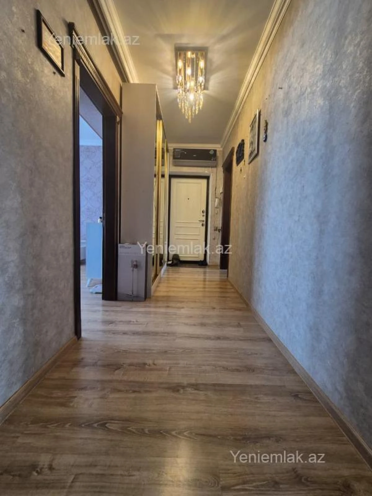 Satılır 3 otaqlı köhnə tikili 90 m²