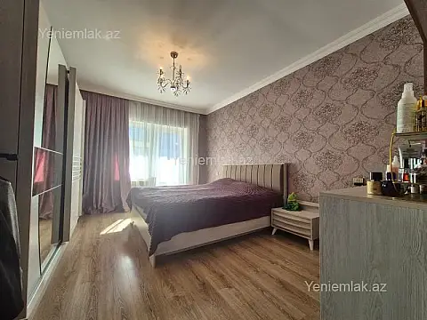 Satılır 3 otaqlı köhnə tikili 90 m²