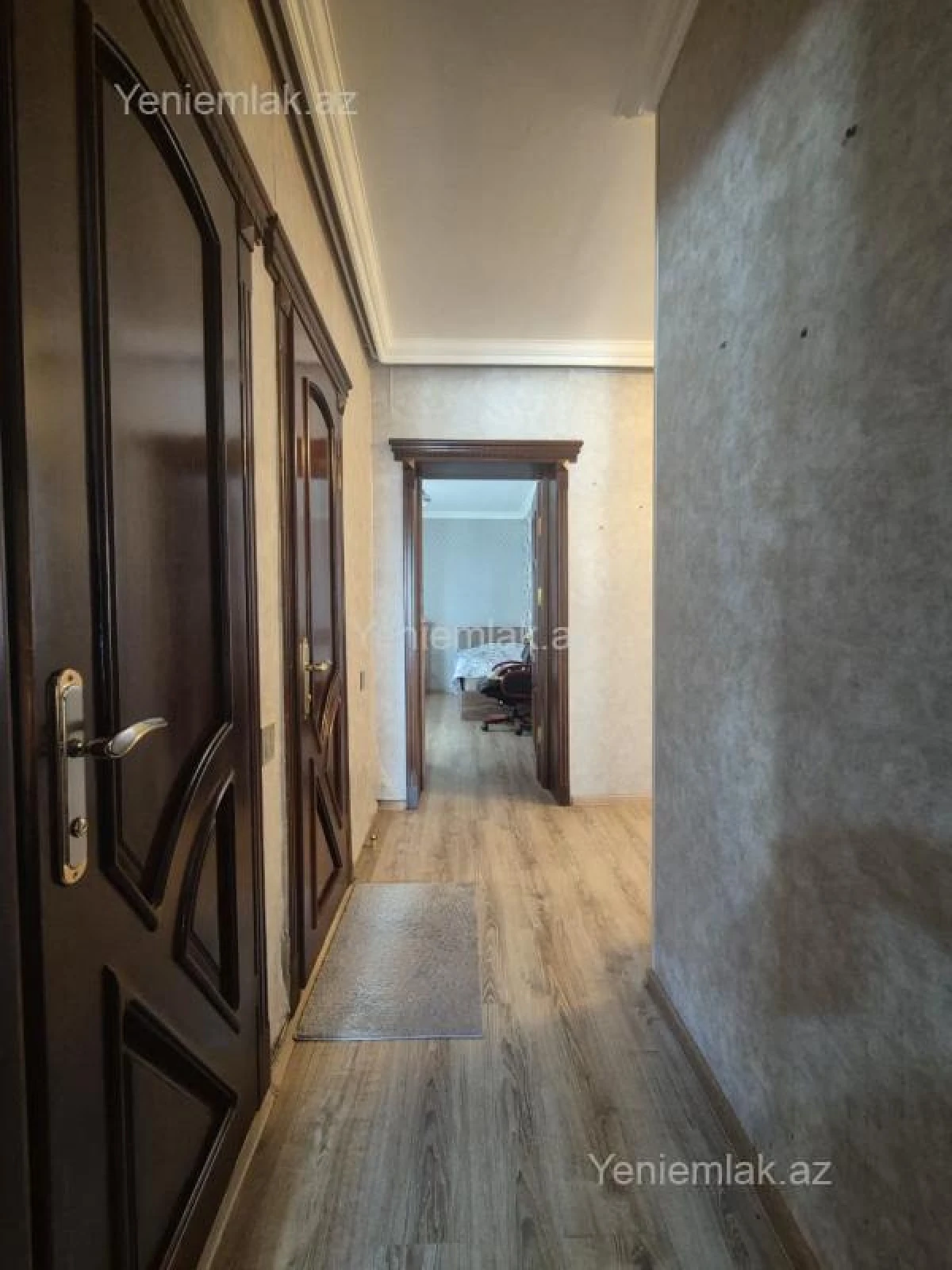 Satılır 3 otaqlı köhnə tikili 90 m²