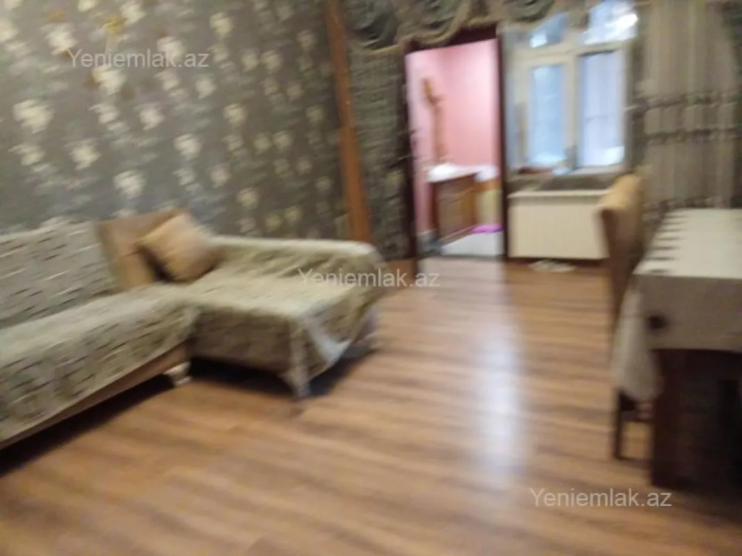 Satılır 2 otaqlı həyət evi 60 m²