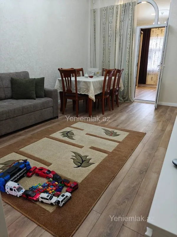 Satılır 3 otaqlı köhnə tikili 86 m²