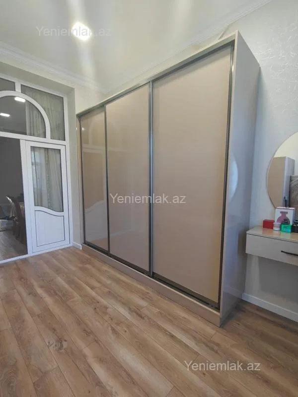 Satılır 3 otaqlı köhnə tikili 86 m²