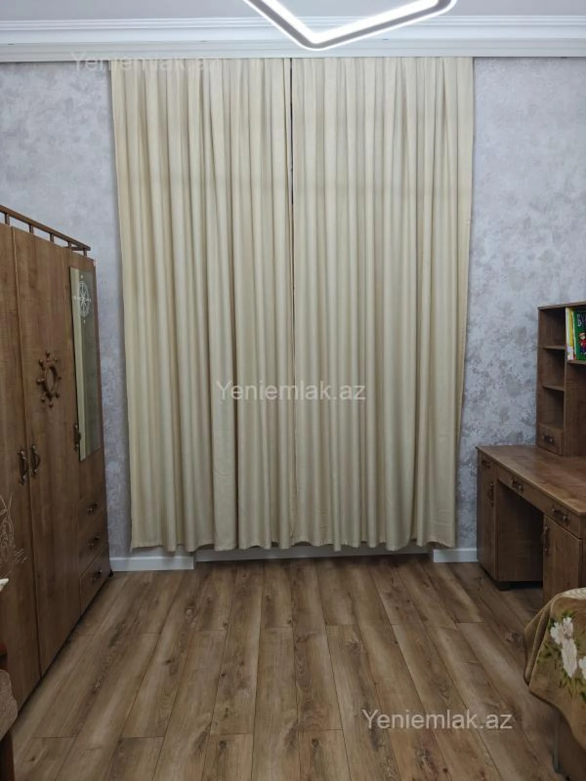 Satılır 3 otaqlı köhnə tikili 86 m²
