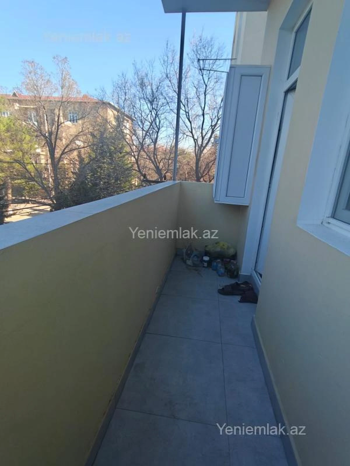 Satılır 3 otaqlı köhnə tikili 86 m²