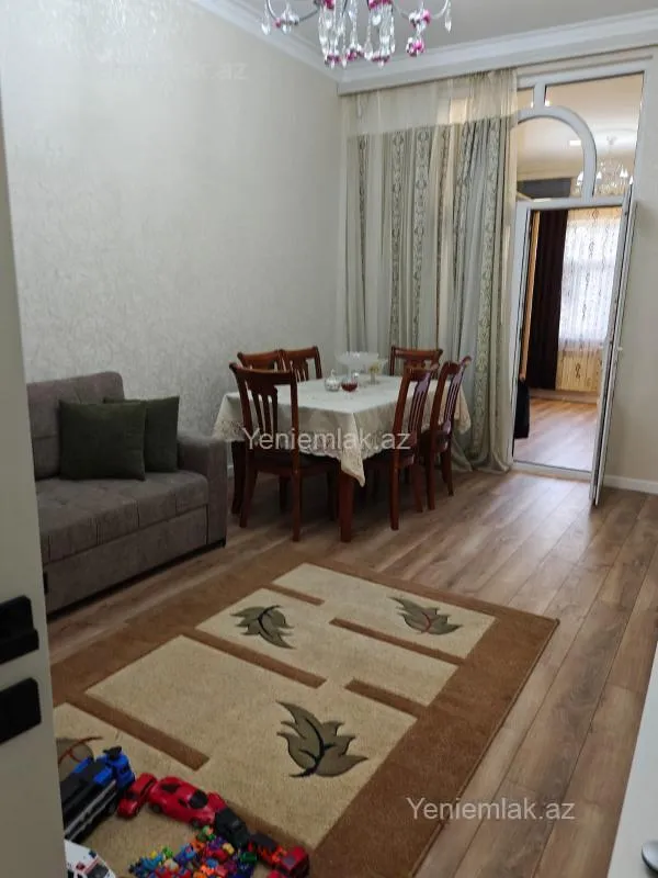 Satılır 3 otaqlı köhnə tikili 86 m²