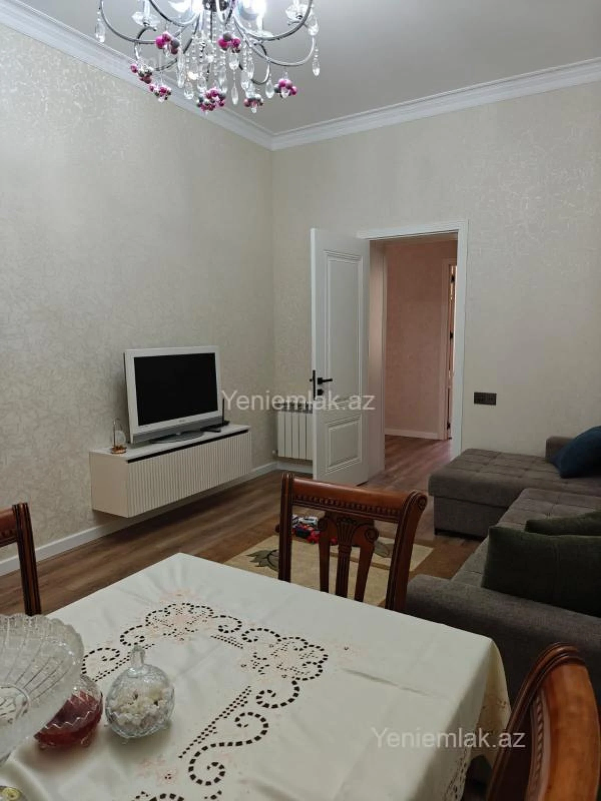 Satılır 3 otaqlı köhnə tikili 86 m²
