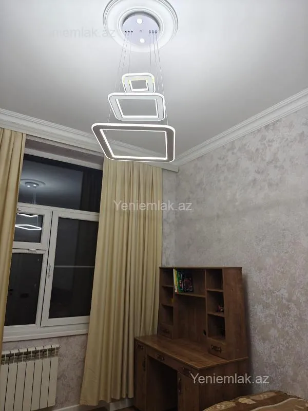 Satılır 3 otaqlı köhnə tikili 86 m²
