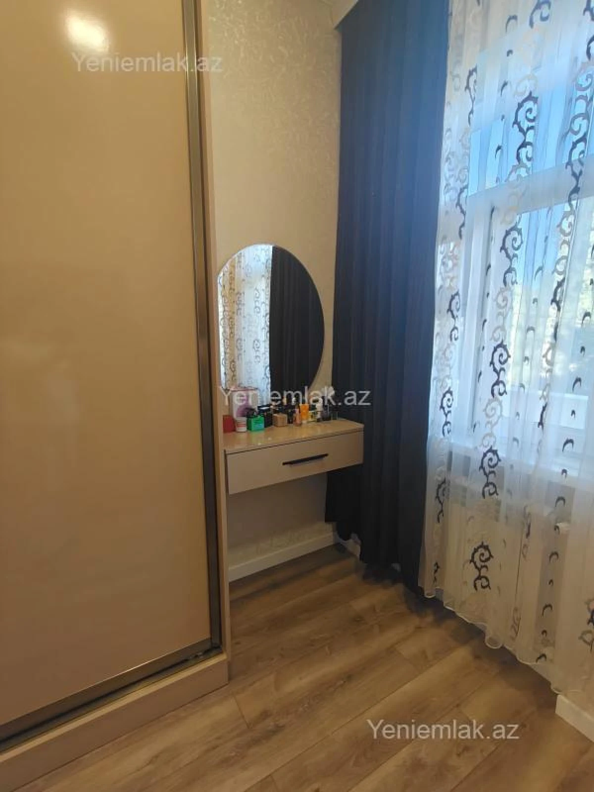Satılır 3 otaqlı köhnə tikili 86 m²