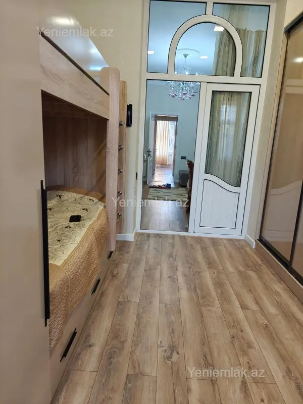 Satılır 3 otaqlı köhnə tikili 86 m²