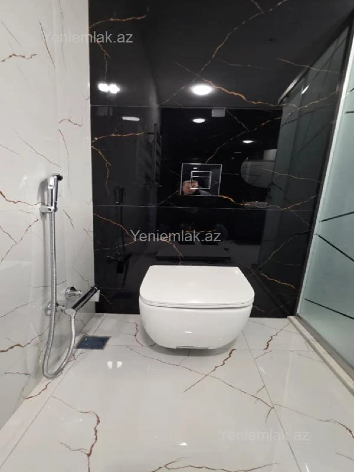 Satılır 2 otaqlı yeni tikili 67 m²