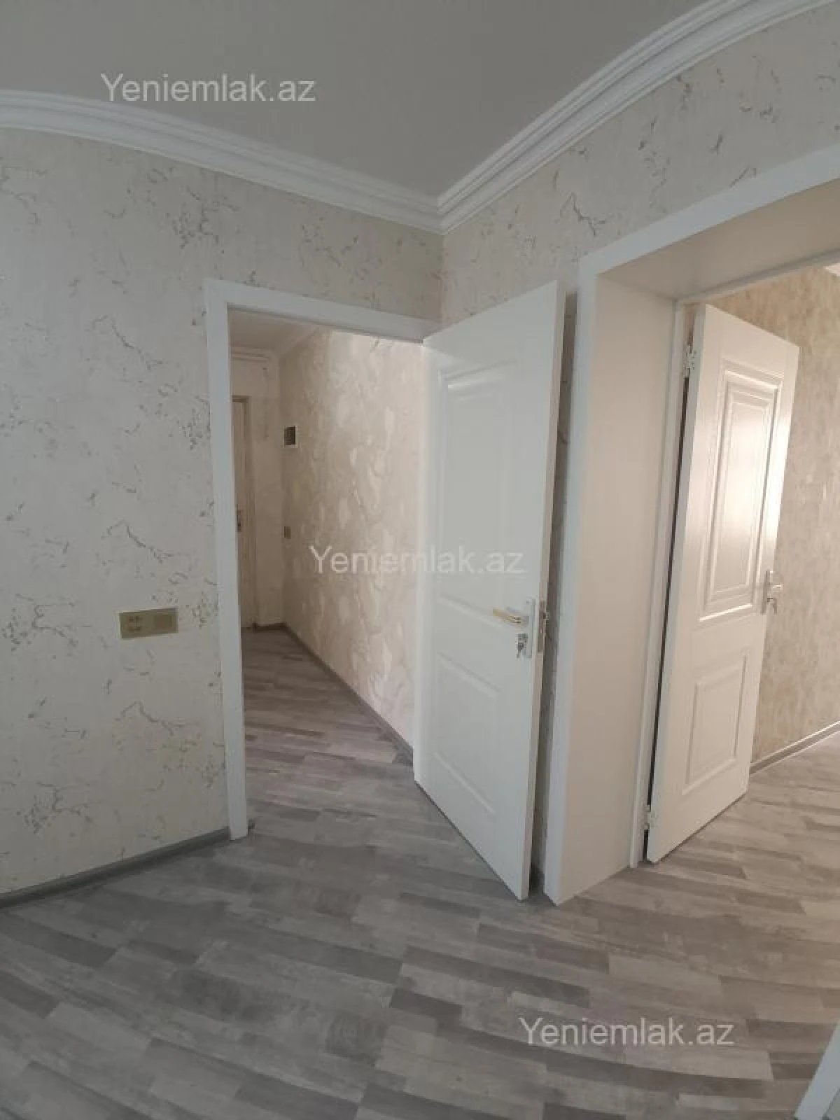Satılır 2 otaqlı köhnə tikili 47 m²