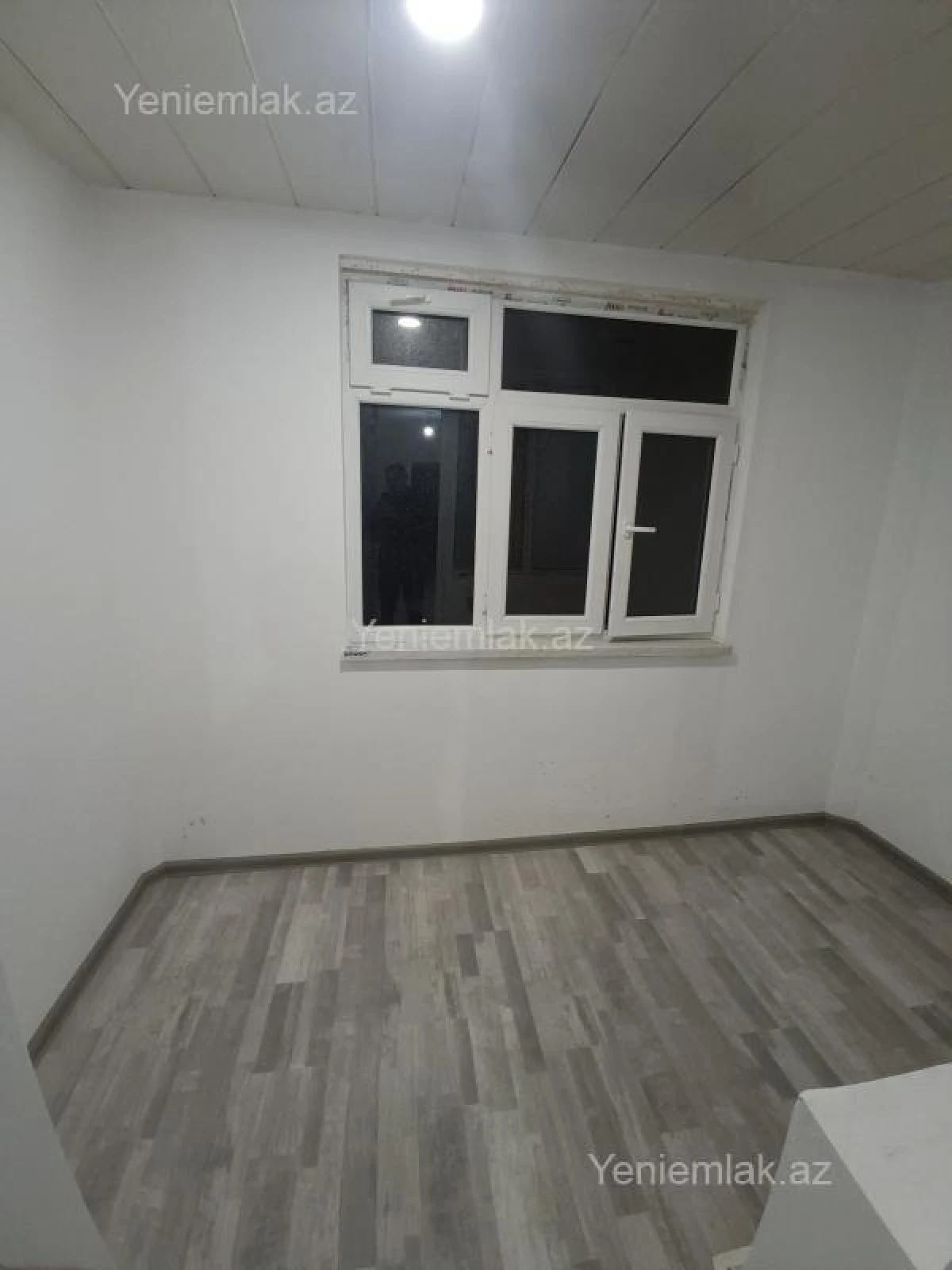 Satılır 2 otaqlı köhnə tikili 47 m²