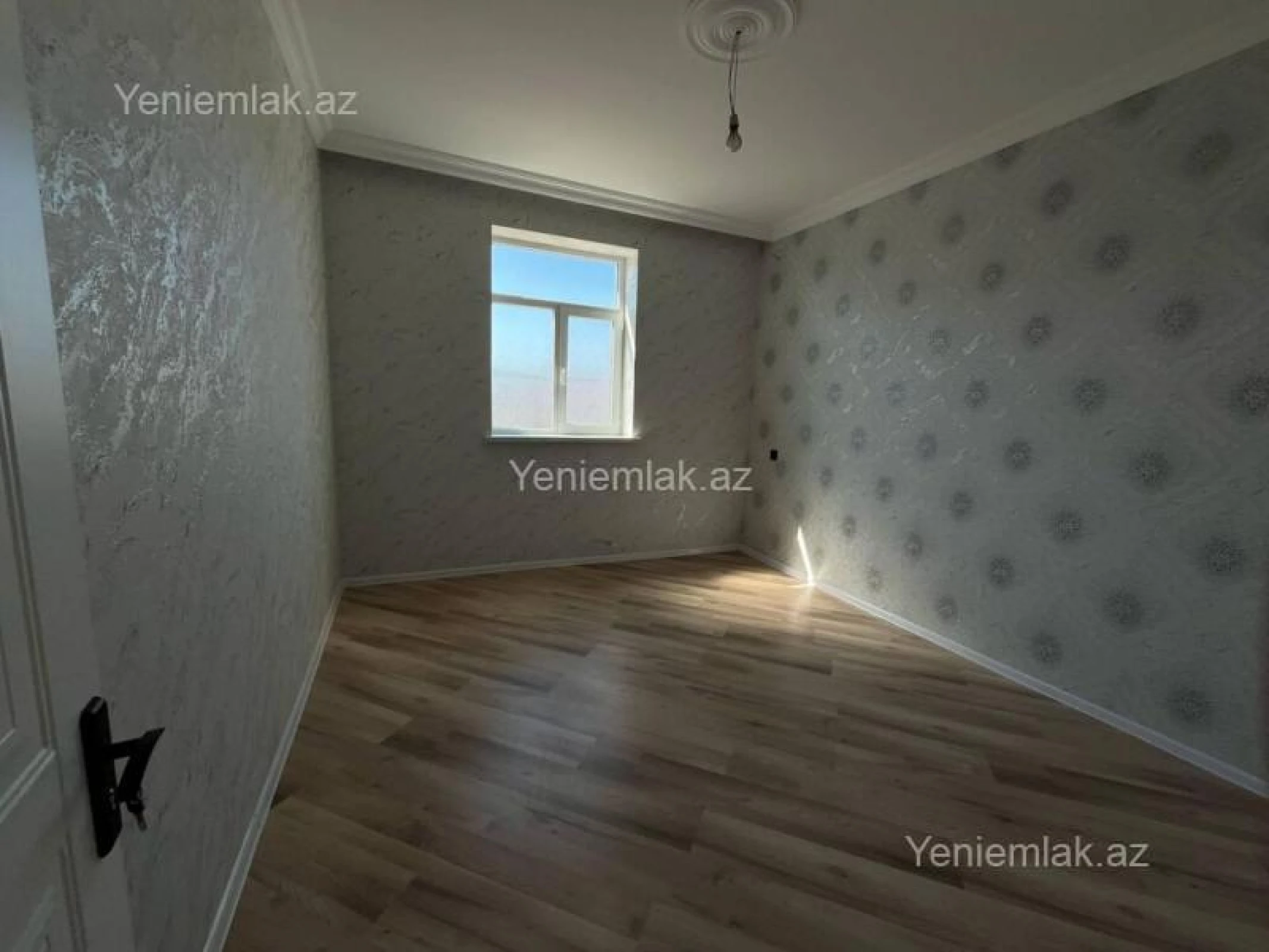 Satılır 2 otaqlı yeni tikili 50 m²