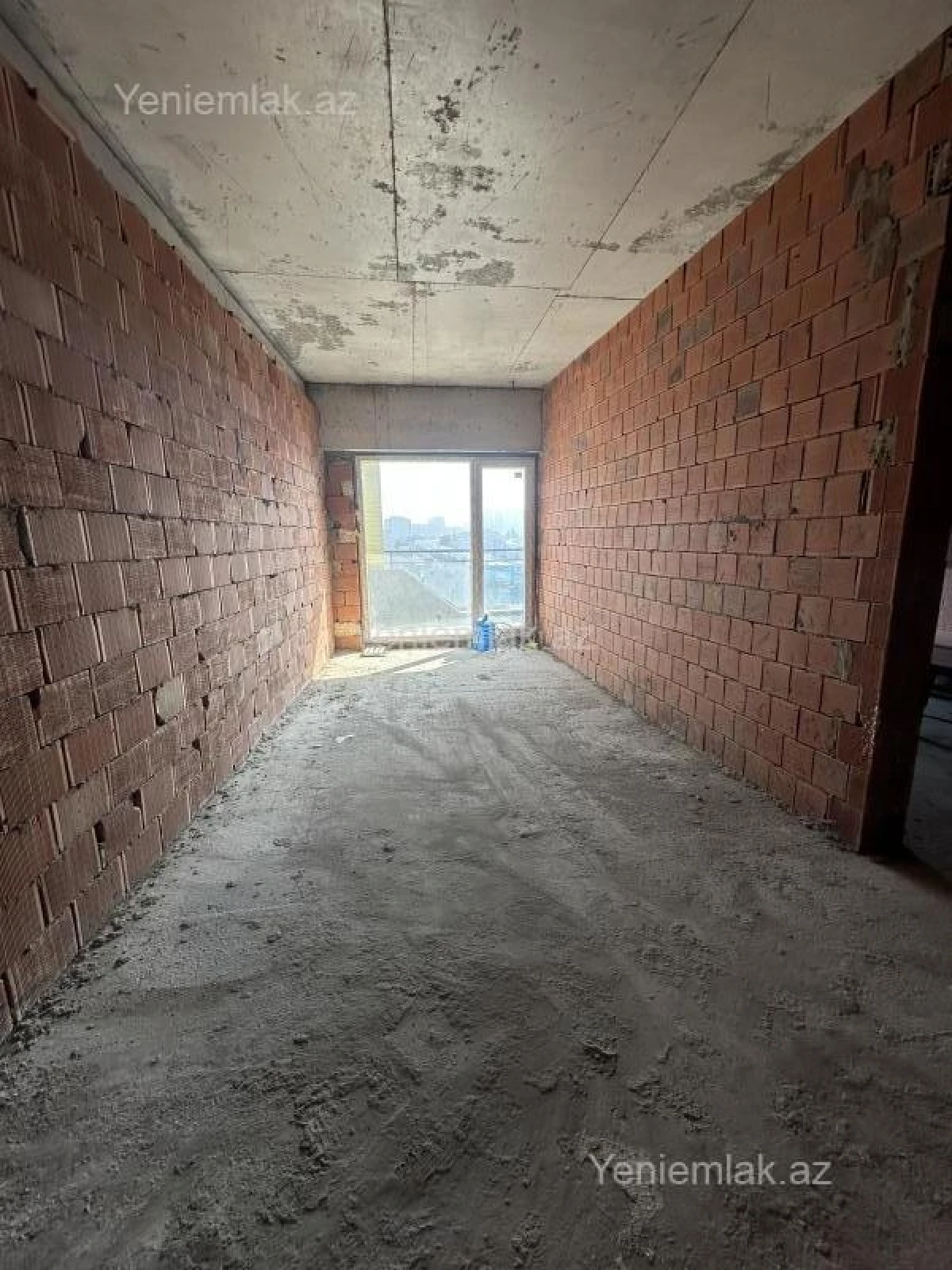 Satılır 2 otaqlı yeni tikili 70 m²