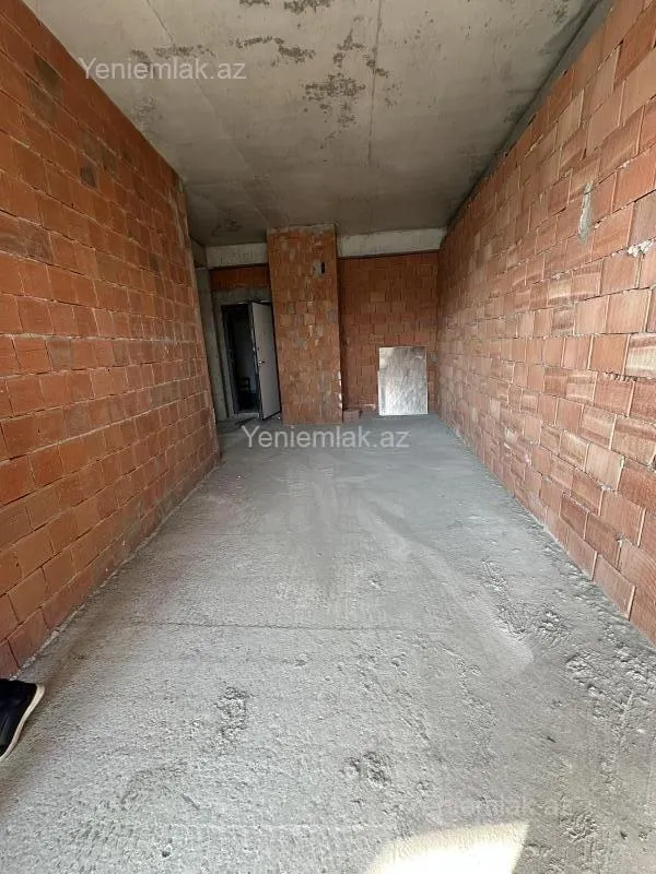 Satılır 2 otaqlı yeni tikili 70 m²