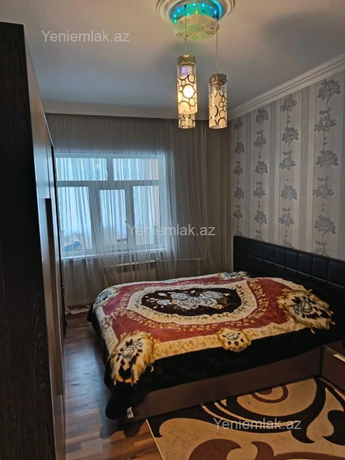 Satılır 3 otaqlı köhnə tikili 100 m²