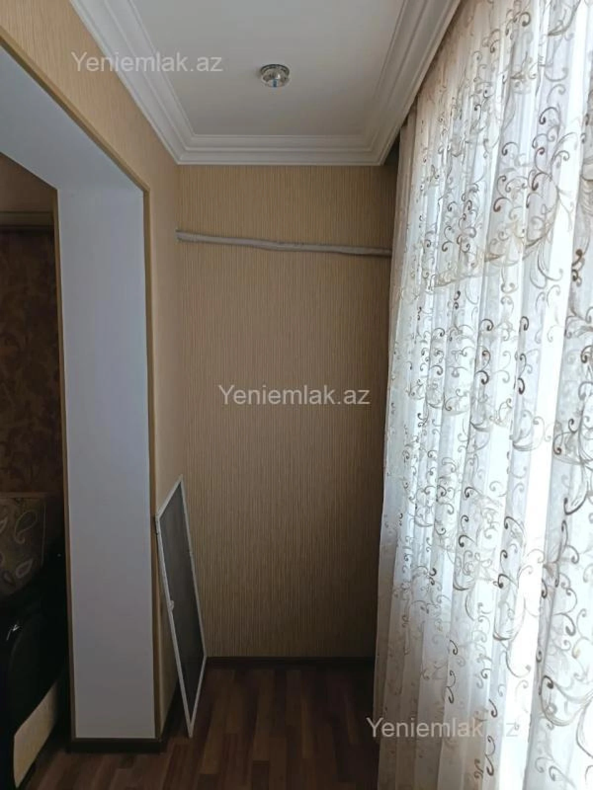 Satılır 3 otaqlı köhnə tikili 100 m²