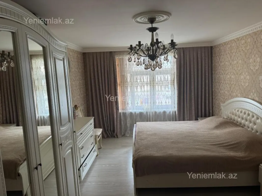 Satılır 4 otaqlı köhnə tikili 78 m²