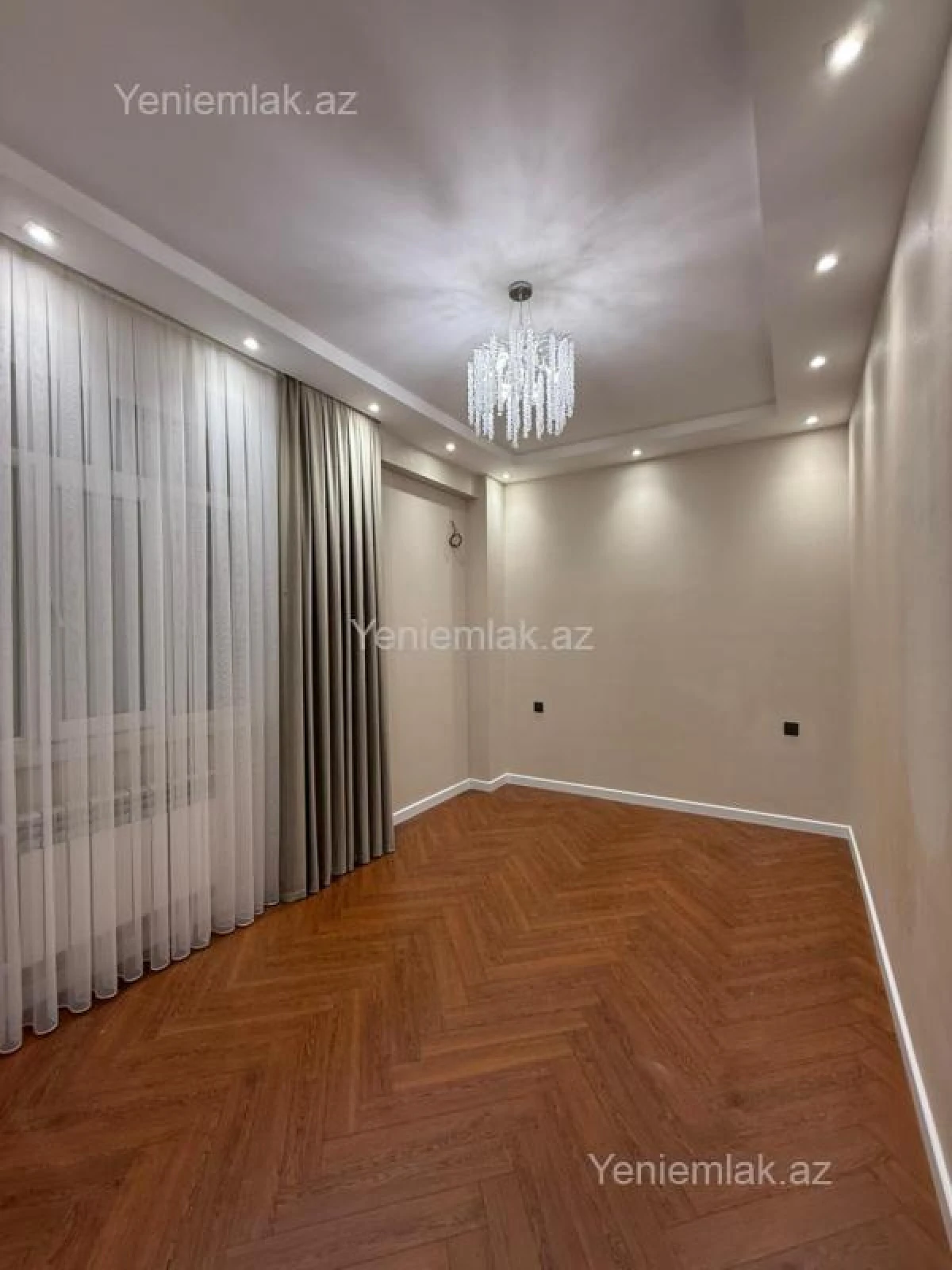 Satılır 2 otaqlı yeni tikili 60 m²