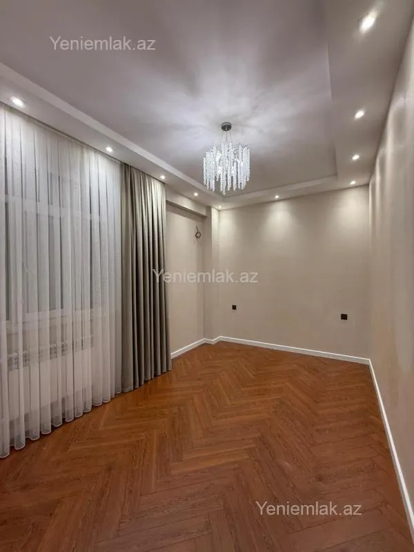 Satılır 2 otaqlı yeni tikili 60 m²