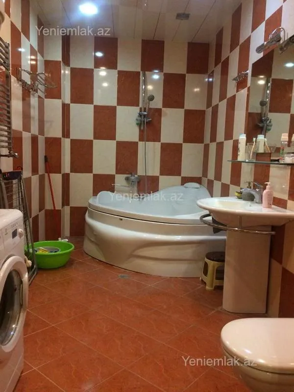 Satılır 2 otaqlı yeni tikili 110 m²