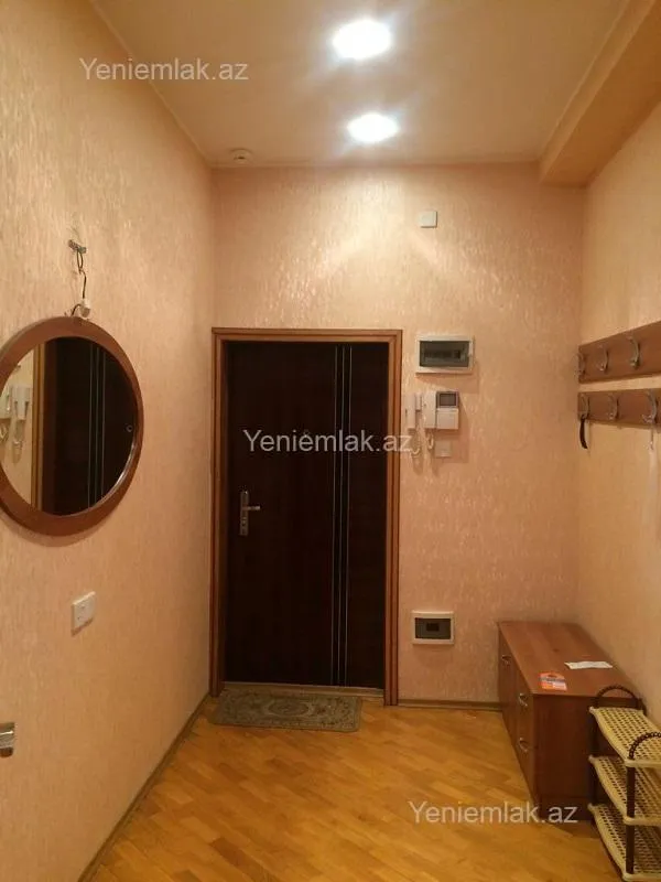 Satılır 2 otaqlı yeni tikili 110 m²