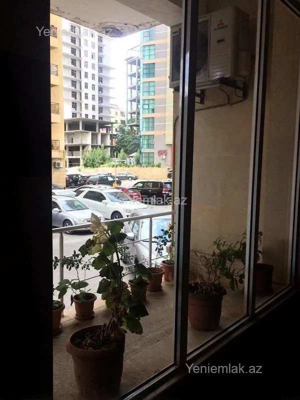 Satılır 2 otaqlı yeni tikili 110 m²