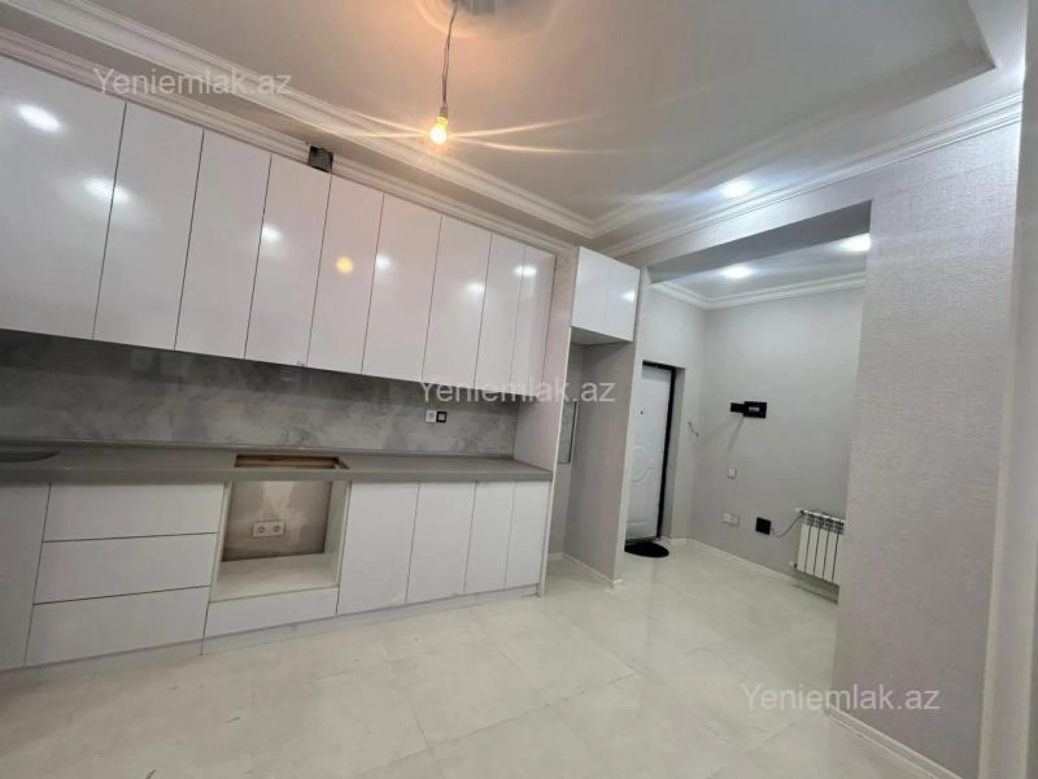 Satılır 2 otaqlı yeni tikili 77 m²