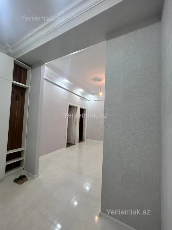 Satılır 2 otaqlı yeni tikili 77 m²