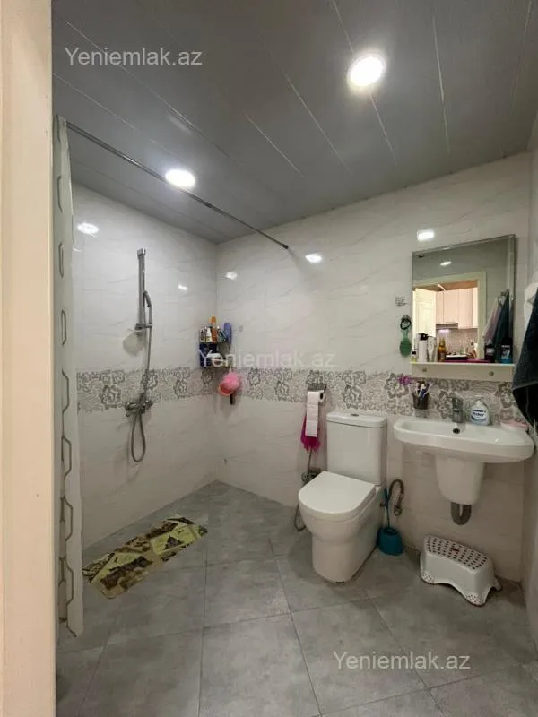 Satılır 2 otaqlı yeni tikili 63 m²