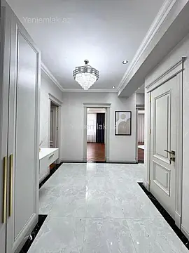 Satılır 3 otaqlı yeni tikili 138 m²