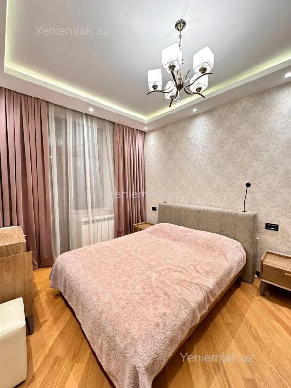Satılır 3 otaqlı yeni tikili 125 m²