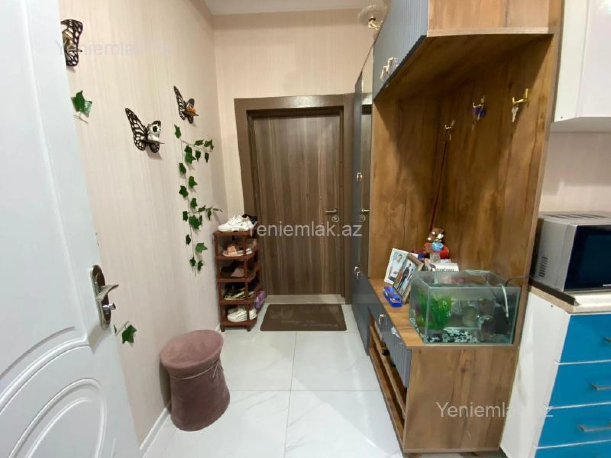 Satılır 3 otaqlı yeni tikili 75 m²