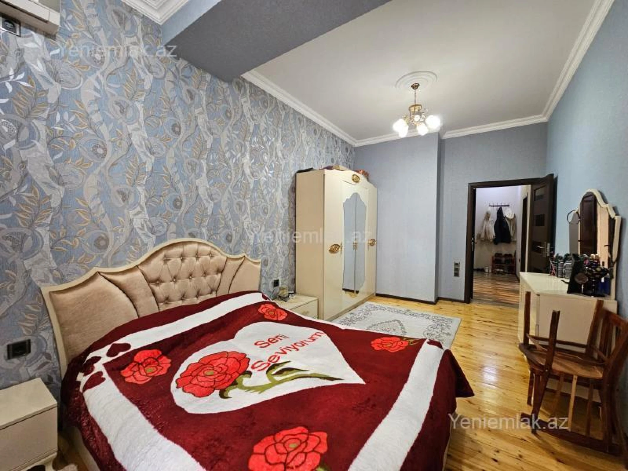 Satılır 3 otaqlı yeni tikili 94 m²