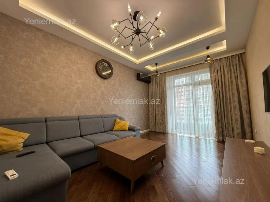 Satılır 3 otaqlı yeni tikili 105 m²