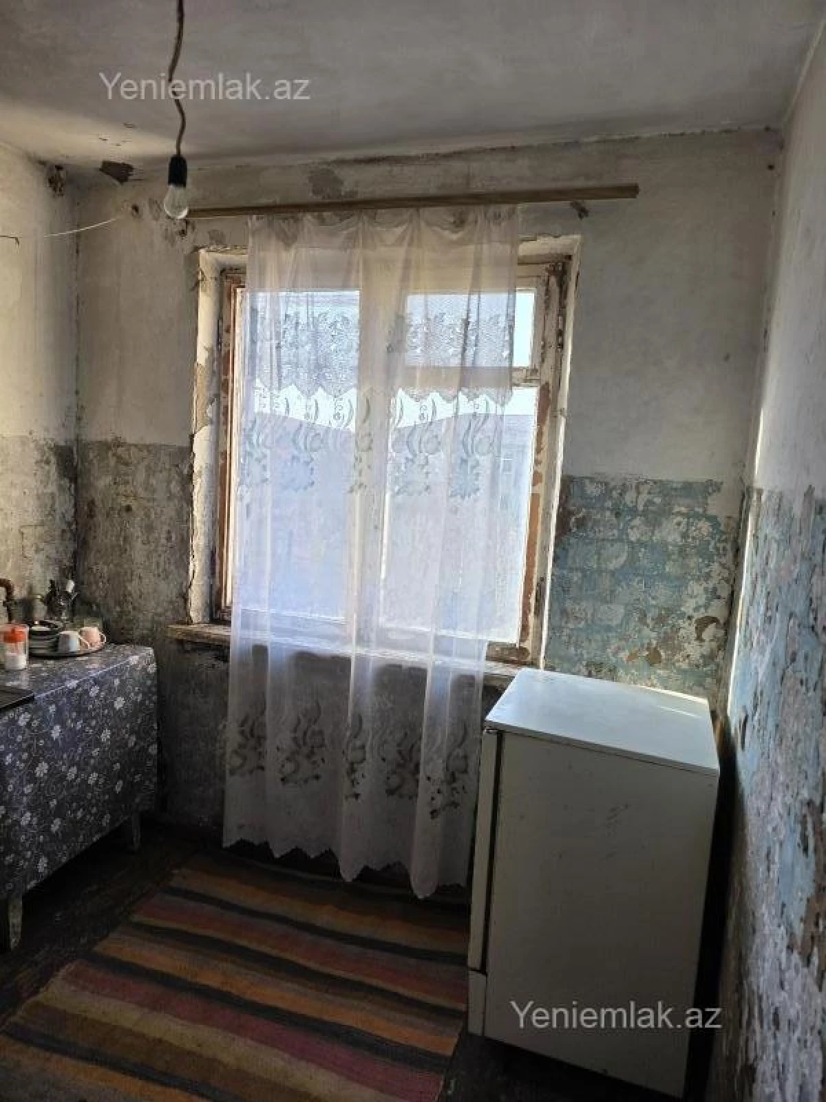 Satılır 2 otaqlı köhnə tikili 54 m²