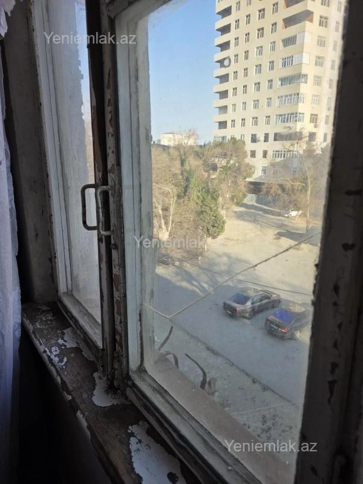 Satılır 2 otaqlı köhnə tikili 54 m²