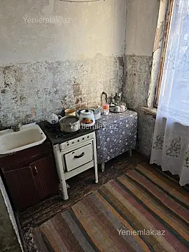 Satılır 2 otaqlı köhnə tikili 54 m²