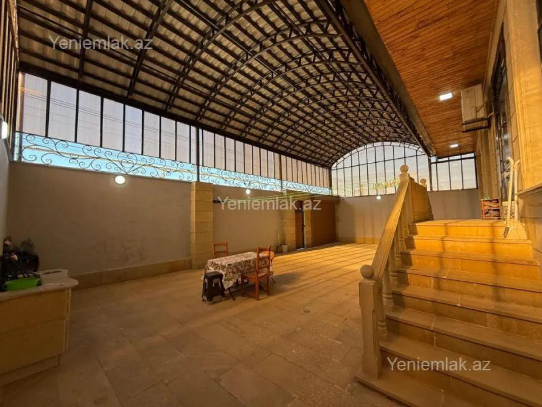 Satılır 4 otaqlı həyət evi 150 m²