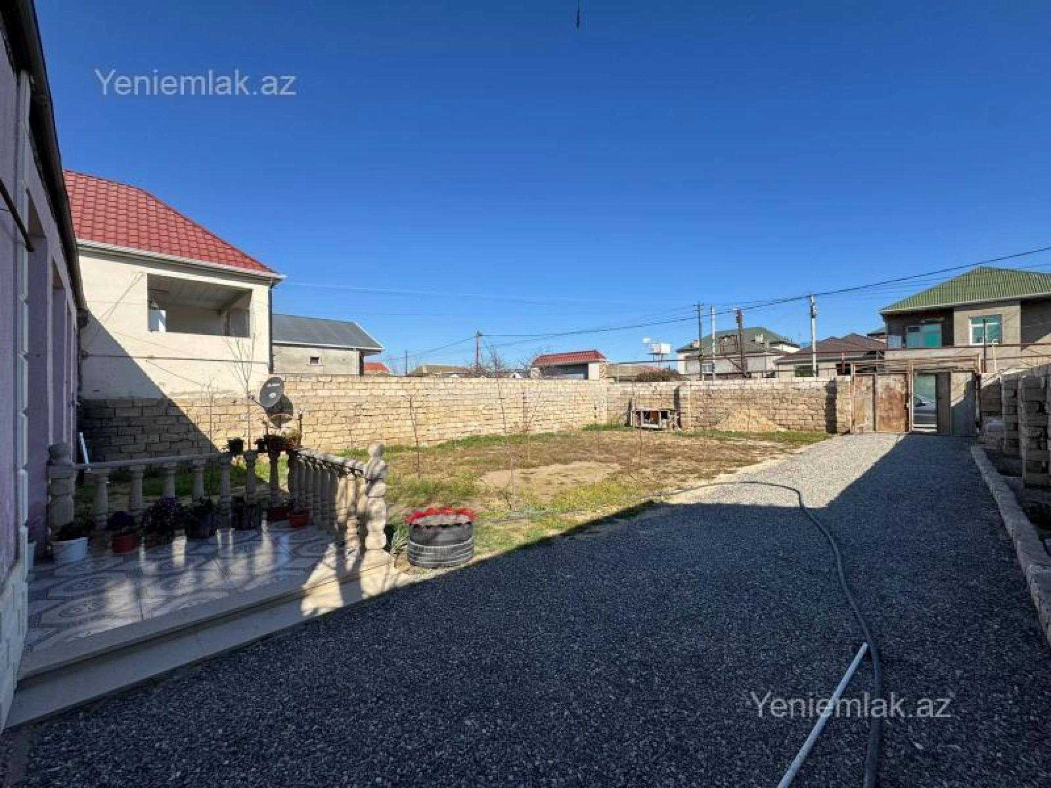 Satılır 3 otaqlı həyət evi 100 m²