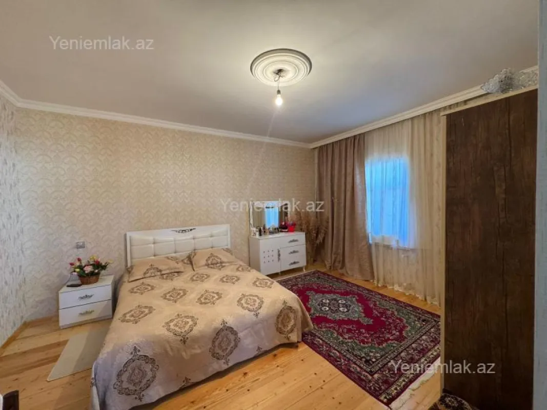 Satılır 3 otaqlı həyət evi 100 m²